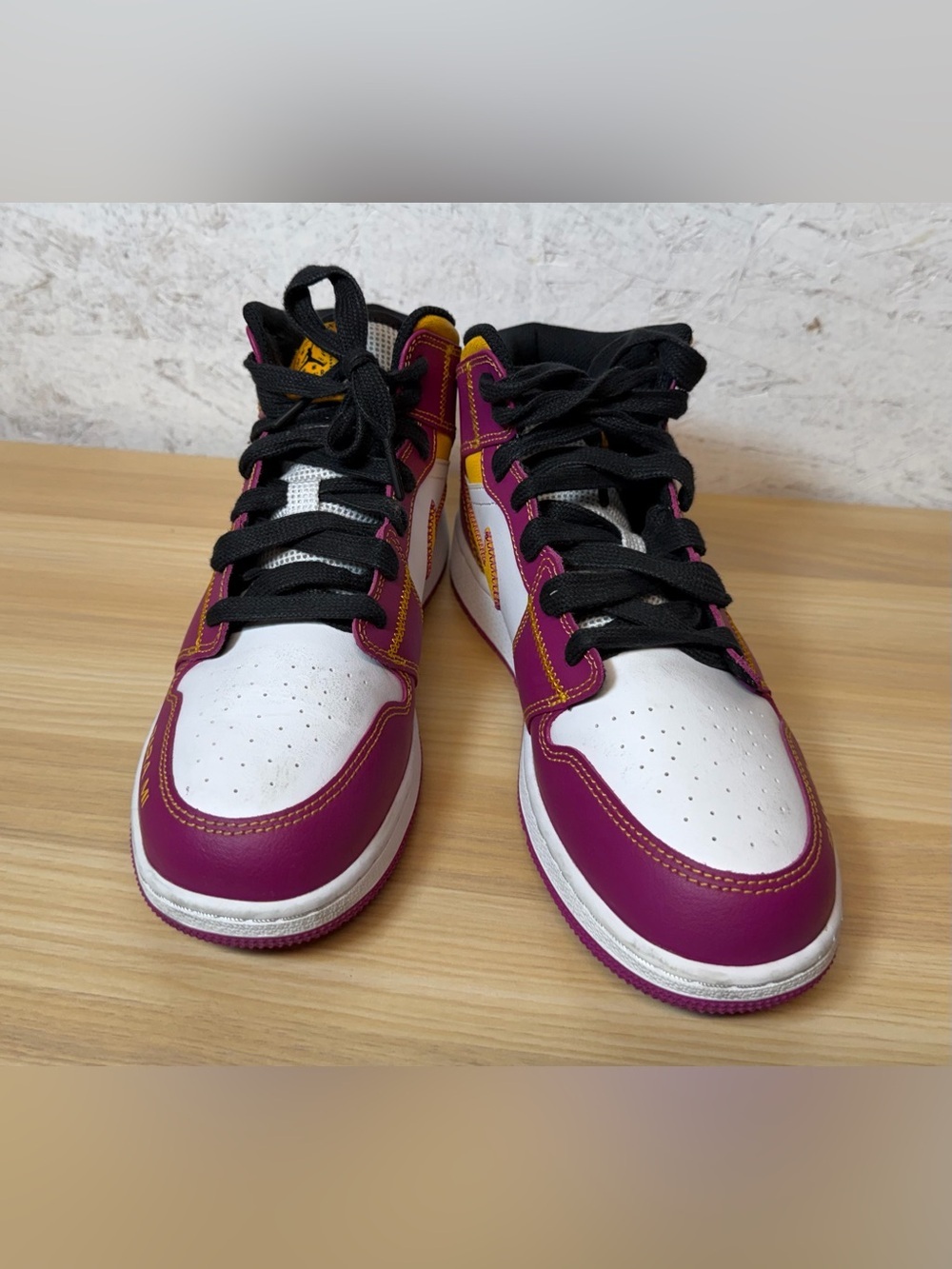 Nike Air Jordan 1 Mid “Dia de Muertos” kids Sneakers NWOT - Picture 3 of 9